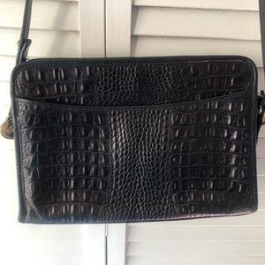 Elegant Crossbody black Brahmin purse